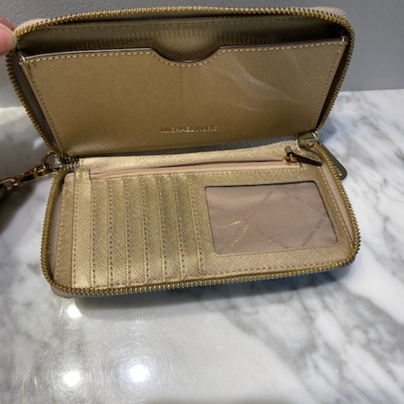 Michael Kors clutch wristlet